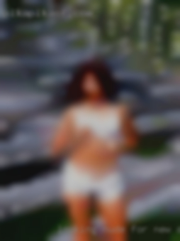Looking nude for new adventures.