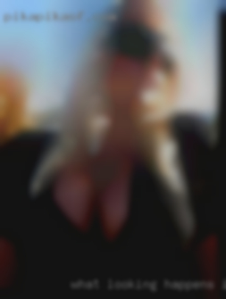 What looking happens in vegas starts with females me?